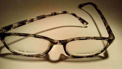 LOOK FACE 眼镜