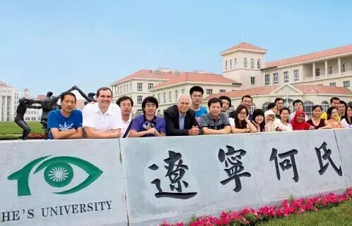 首页 新闻中心 > 何氏眼科20周年图片展       辽宁何氏医学院与日本